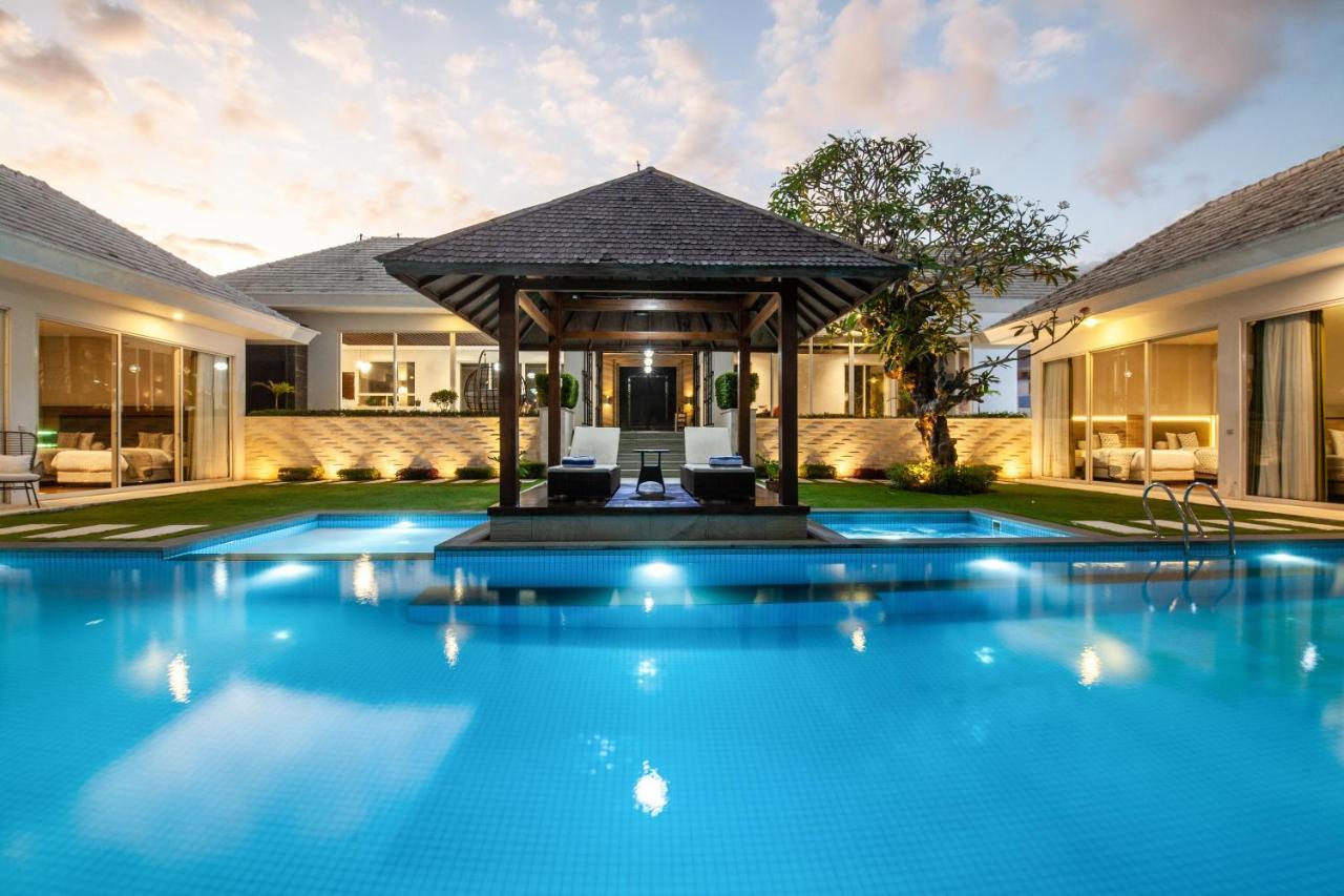 Cliff Front Luxury Villa 4 Bedroom At Pandawa Beach 乌干沙 外观 照片